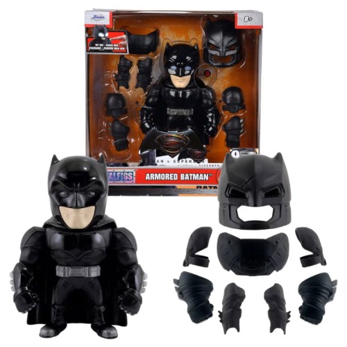 Jada DC Batman Metalowa Figurka Kolekcjonerska Świecąca 15 cm + Akcesoria