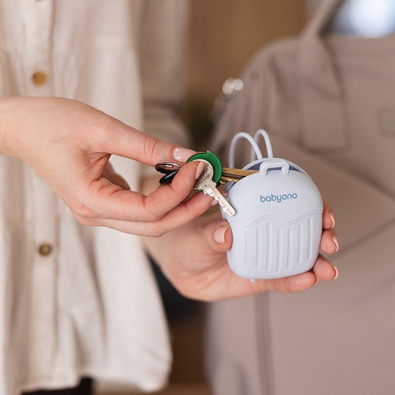 BABYONO-SILIKONOWY-POJEMNIK-ETUI-NA-SMOCZEK (3).jpg