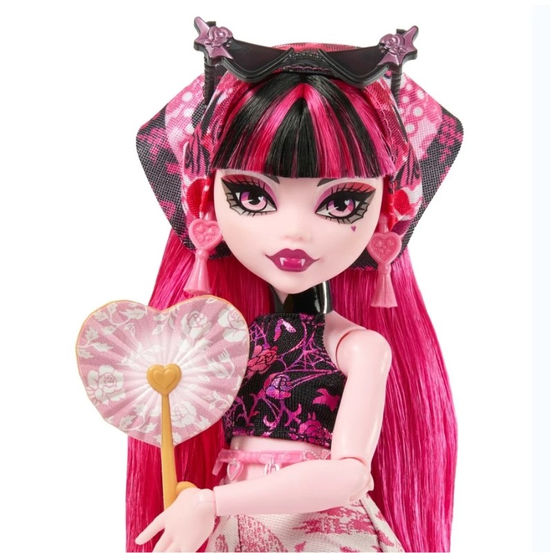 monster-high-upiorystyczne-wakacje-lalka-draculaura (4).jpg
