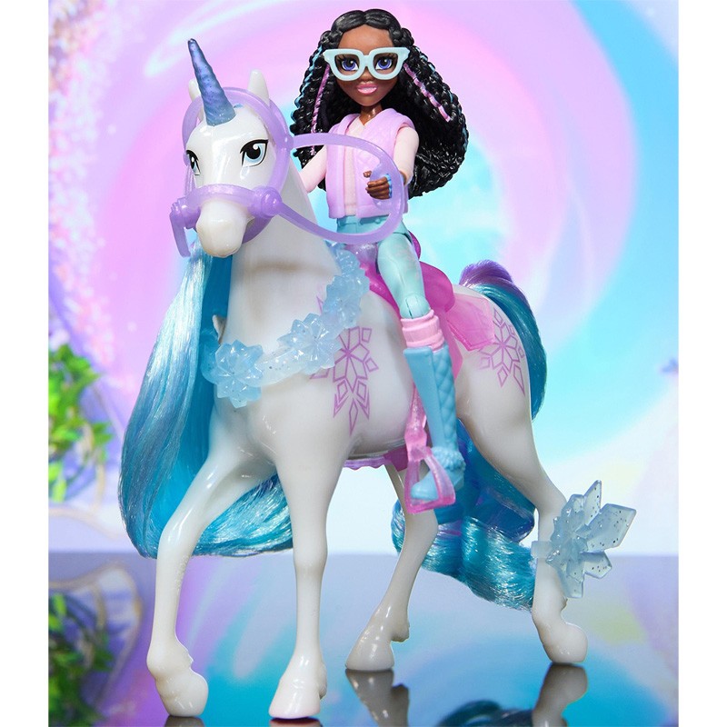 pol_pl_Unicorn-Academy-Akademia-Jednorozcow-Zestaw-Figurki-Layla-Glacier-dziewczyna-i-jednorozec-akcesoria-39265_4_800.jpg